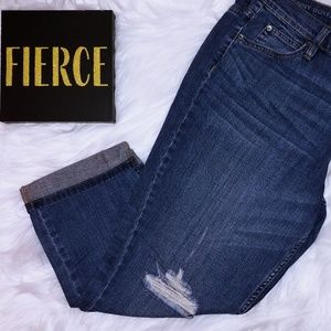 ana Boyfriend Jean Capris